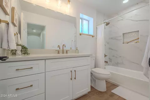 Bath - 11526 E Milagro Ave, Mesa, AZ 85209 photo 4 of 4