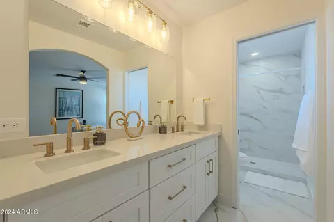 Bath - 11526 E Milagro Ave, Mesa, AZ 85209 photo 1 of 4
