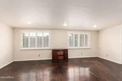 2447 E Highland Ave, Phoenix, AZ 85016 photo 9