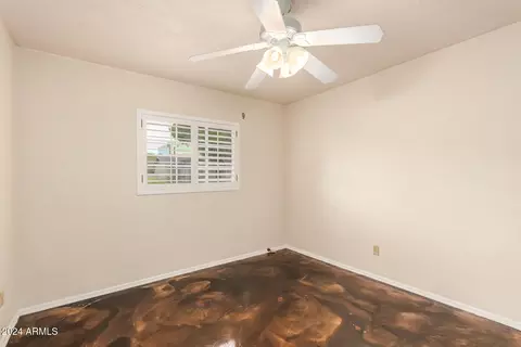 2447 E Highland Ave, Phoenix, AZ 85016 photo 17