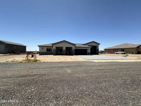 16813 W Gloria Ln, Surprise, AZ 85387