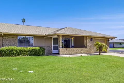 9902 W Sandstone Dr, Sun City, AZ 85351