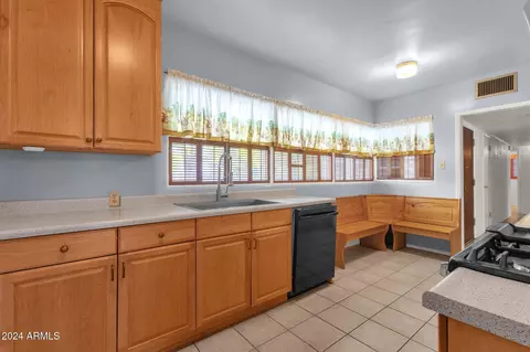 4314 E Oak St, Phoenix, AZ 85008 photo 5