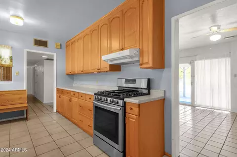 4314 E Oak St, Phoenix, AZ 85008 photo 6