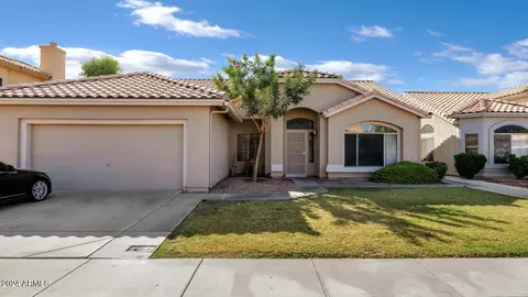 11519 W Clover Way, Avondale, AZ 85392