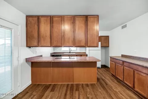 2012 N 57th Ave, Phoenix, AZ 85035 photo 7