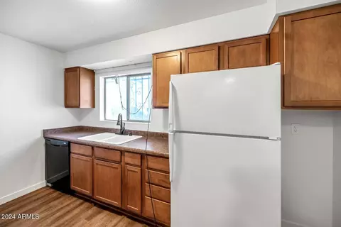 2012 N 57th Ave, Phoenix, AZ 85035 photo 9
