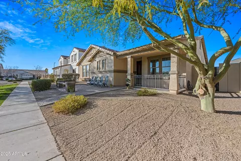 1724 S Rockwell St, Gilbert, AZ 85295