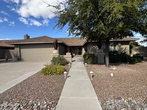 9844 W Chino Dr, Peoria, AZ 85382