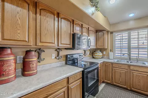 3291 E Latham Way, Gilbert, AZ 85297 photo 17