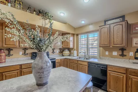 3291 E Latham Way, Gilbert, AZ 85297 photo 18