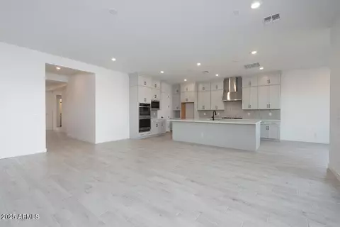1300 E Penedes Dr, Gilbert, AZ 85298 photo 5