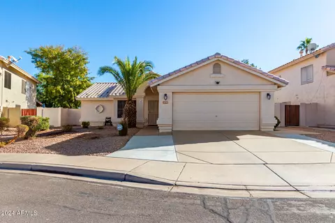 2735 S Sean Dr, Chandler, AZ 85286