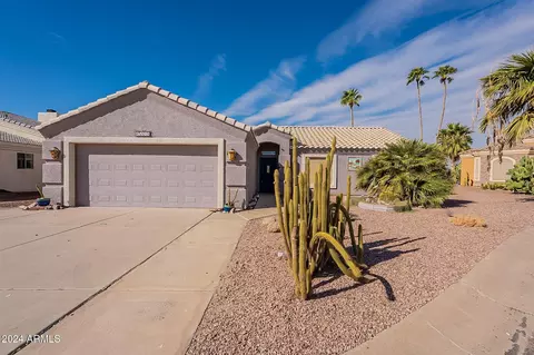 15818 S Kona Cir, Arizona City, AZ 85123