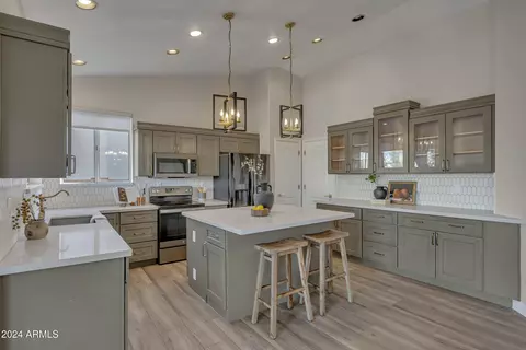 1768 W Redfield Rd, Gilbert, AZ 85233 photo 3