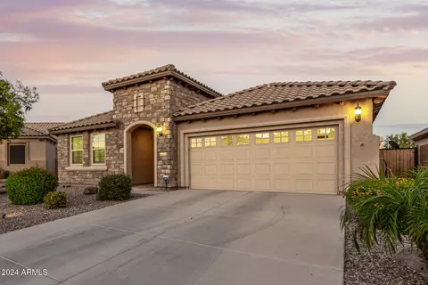 6181 S Granite Dr, Chandler, AZ 85249