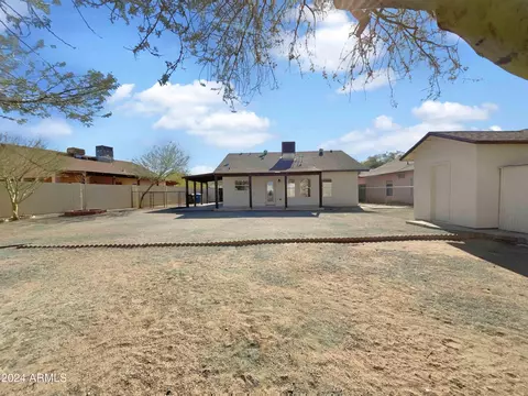 Exterior - 1424 E Saint Catherine Ave, Phoenix, AZ 85042 photo 1 of 3