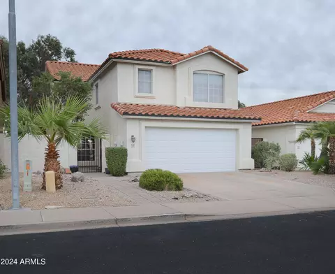 5461 Elmwood St, Mesa, AZ 85205