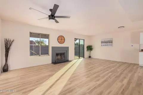 4601 W Wilshire Dr, Phoenix, AZ 85035