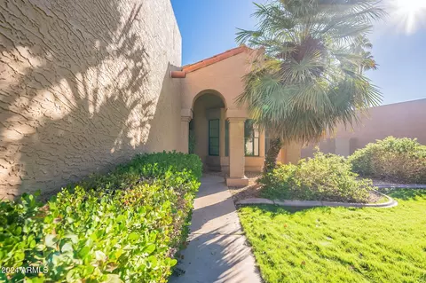 9024 E Winchcomb Dr, Scottsdale, AZ 85260