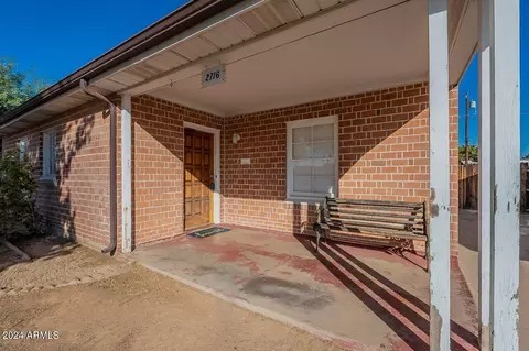 2716 E Fairmount Ave, Phoenix, AZ 85016 photo 2