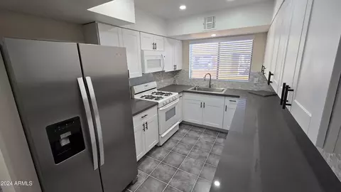 2165 E University Dr #216, Mesa, AZ 85213