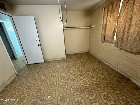 3040 N 39th Ave, Phoenix, AZ 85019 photo 13