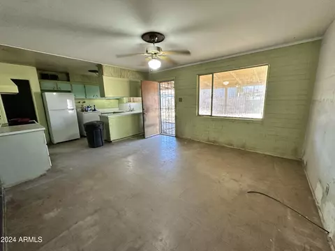 3040 N 39th Ave, Phoenix, AZ 85019 photo 7
