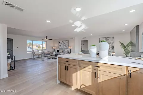 Kitchen - 7265 E Hillview St, Mesa, AZ 85207 photo 4 of 6