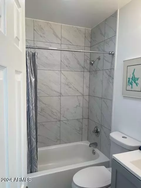 Bath - 1524 E 12th St, Douglas, AZ 85607 photo 1 of 6