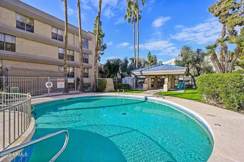 Exterior - 5122 N 31st Way #244, Phoenix, AZ 85016 photo 7 of 10