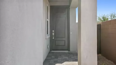 Entry Way - 5825 E Ringtail Way, Phoenix, AZ 85054 photo 1 of 10