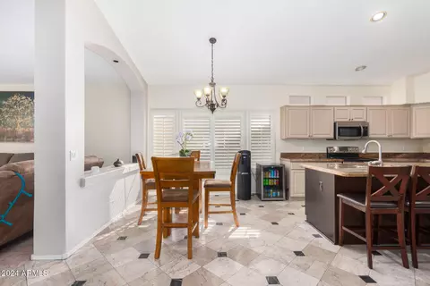 243 S Tiago Dr, Gilbert, AZ 85233 photo 8