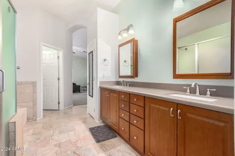 243 S Tiago Dr, Gilbert, AZ 85233 photo 14