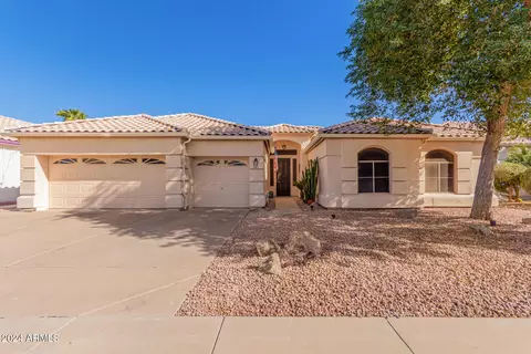 243 S Tiago Dr, Gilbert, AZ 85233 photo 2