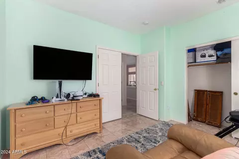 243 S Tiago Dr, Gilbert, AZ 85233 photo 23
