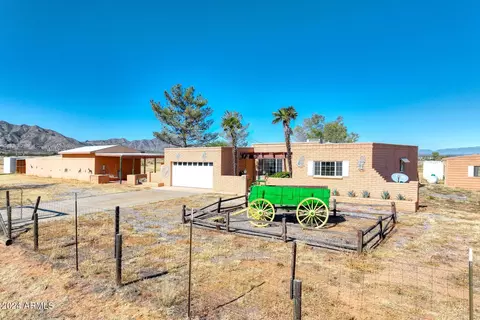313 W March St, Pearce, AZ 85625