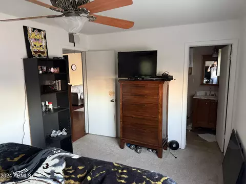 405 E Orchid Ln, Phoenix, AZ 85020 photo 2