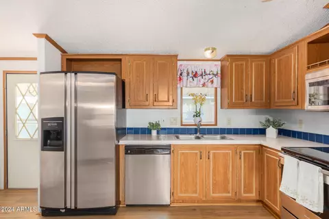 10936 E Apache Trl #9, Apache Junction, AZ 85120 photo 7