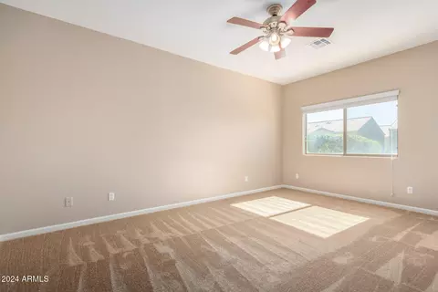 2748 E Schiliro Cir, Phoenix, AZ 85032 photo 10