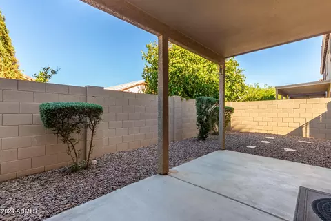 2748 E Schiliro Cir, Phoenix, AZ 85032 photo 24