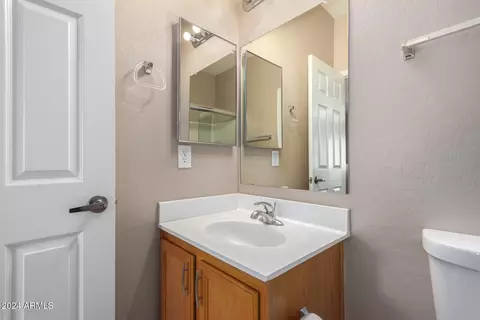 2748 E Schiliro Cir, Phoenix, AZ 85032 photo 18