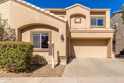 2748 E Schiliro Cir, Phoenix, AZ 85032