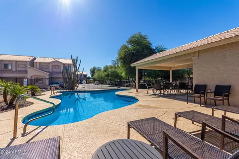 2748 E Schiliro Cir, Phoenix, AZ 85032 photo 25