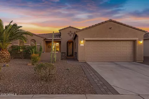 42597 W Kingfisher Dr, Maricopa, AZ 85138