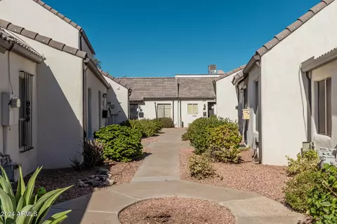 1116 E Belmont Ave, Phoenix, AZ 85020 photo 2