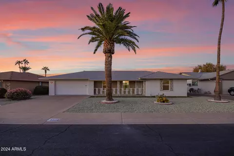 9608 W Timberline Dr, Sun City, AZ 85351