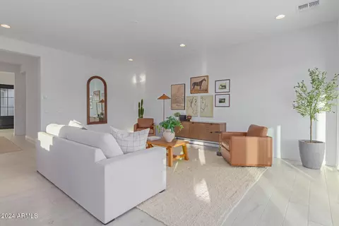 2527 E Russell St, Mesa, AZ 85213 photo 8