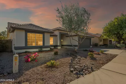 4123 E Capistrano Ave, Phoenix, AZ 85044 photo 3