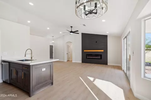 4123 E Capistrano Ave, Phoenix, AZ 85044 photo 8